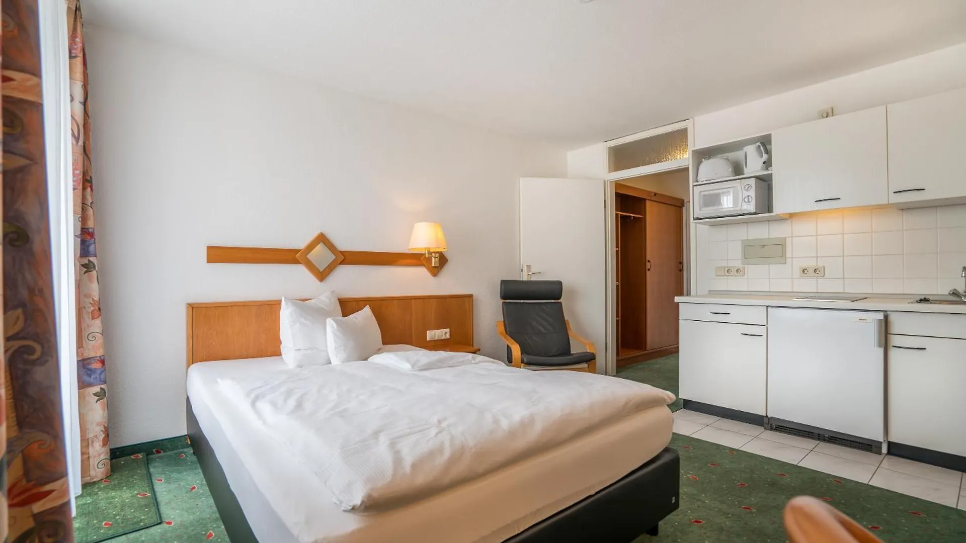 Airporthotel Residenz Steinenbronn Hotel