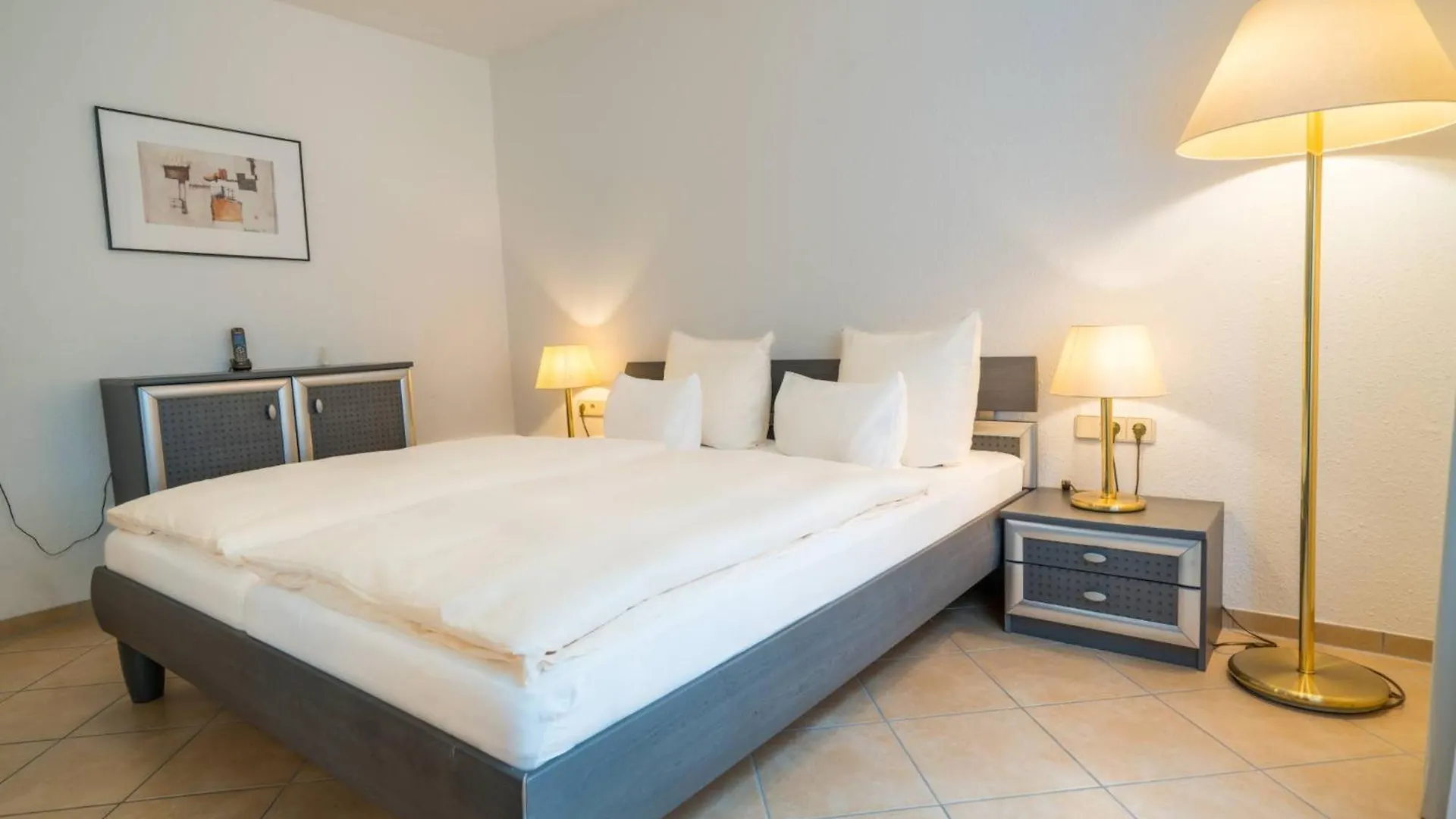 *** Hotel Airporthotel Residenz Steinenbronn Deutschland